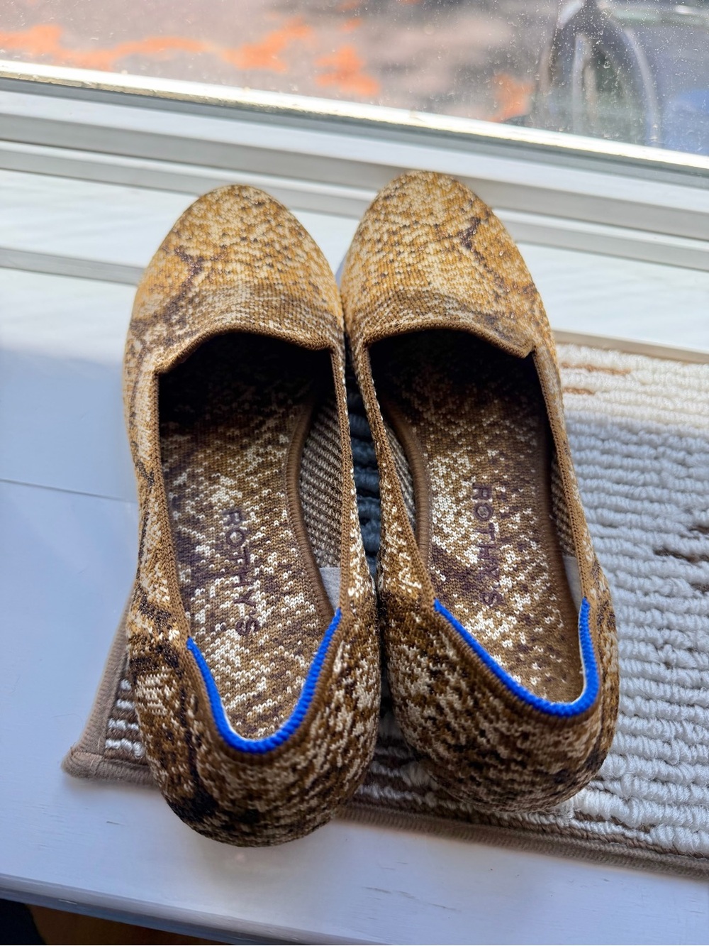 Rothy's The Loafer Bronze Python Knit Flats Size 8 Slip On - Picture 6 of 8